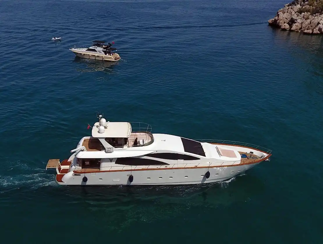 Antalya Yat Kiralama 30m Custom Built 98